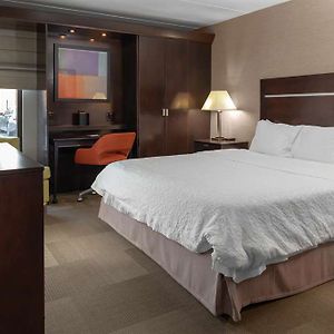 Chambre Lit King-Size avec Accès aux Personnes Handicapées